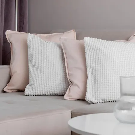 Appartement Modern Suitable For Remote Work With Balcony & Parking By Renters Cracovie